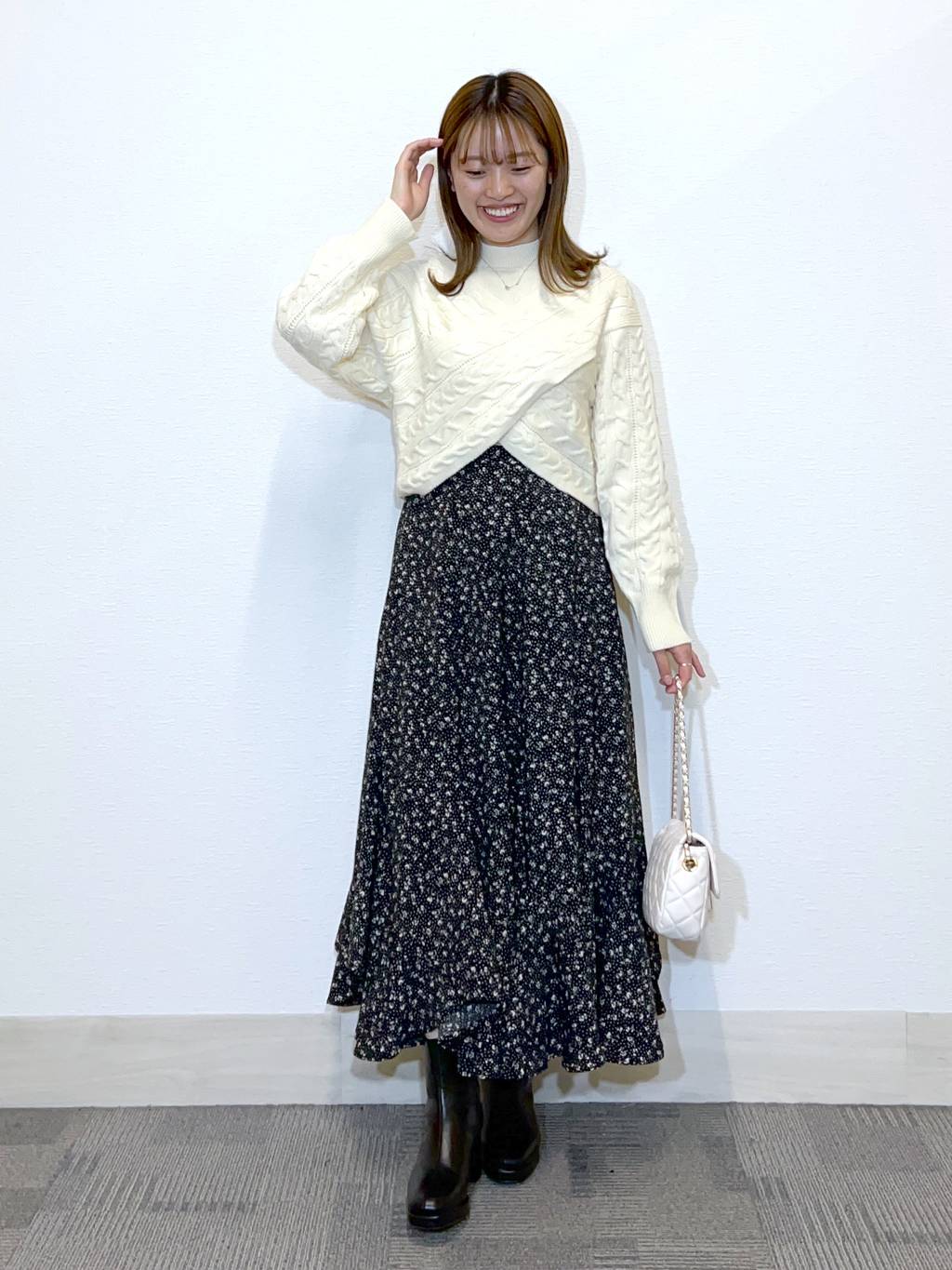 mysty womanの【上西星来さん着用アイテム】レクタングルチェーンBAGを使ったコーディネートを紹介します。｜Rakuten Fashion(楽天ファッション／旧楽天ブランドアベニュー)3351278