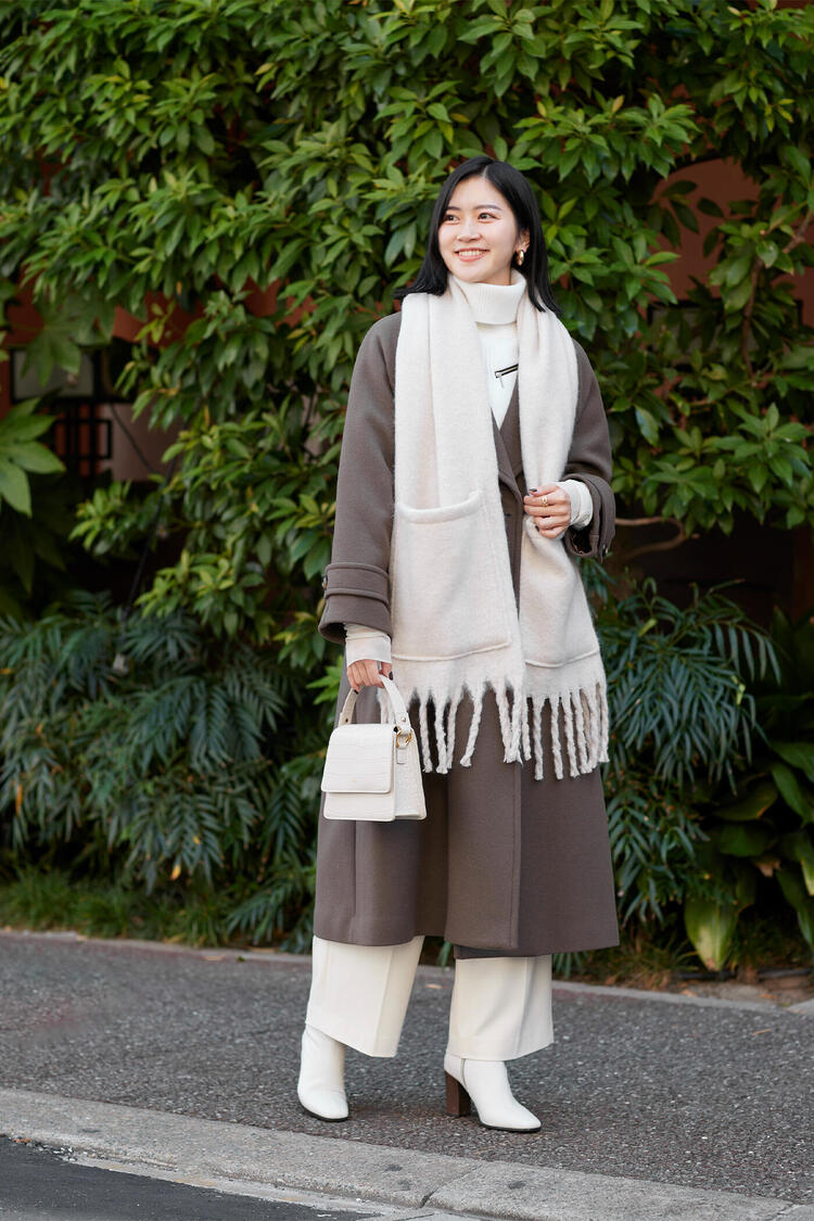 LOVELESSのインタックパンツを使ったコーディネートを紹介します。｜Rakuten Fashion(楽天ファッション／旧楽天ブランドアベニュー)3362526