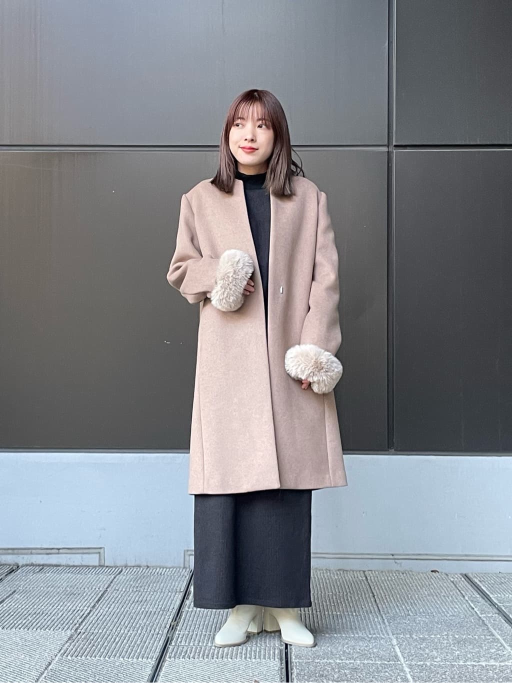 UNITED ARROWS LTD. OUTLETのキーネック ファースリーブコート<A DAY 
