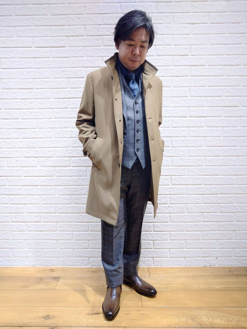 MEN'S BIGIの【ACTIVE TAILOR】リサイクルポリエステルスタンドカラーコートを使ったコーディネートを紹介します。｜Rakuten Fashion(楽天ファッション／旧楽天ブランドアベニュー)3376765