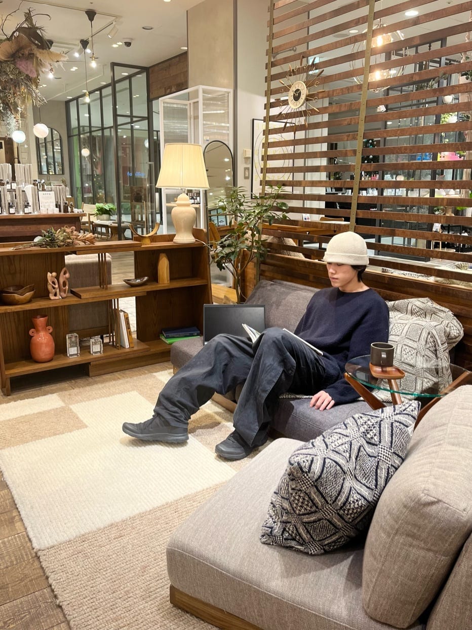 journal standard FurnitureのSERVING TRAY サービングトレイ トレーを使ったコーディネートを紹介します。｜Rakuten Fashion(楽天ファッション／旧楽天ブランドアベニュー)3377537