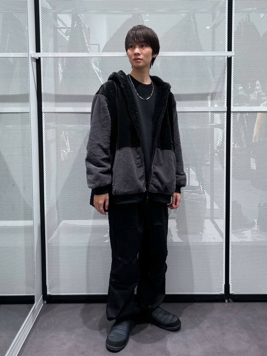 LAKOLEの2WAYスリッポンシューズを使ったコーディネートを紹介します。｜Rakuten Fashion(楽天ファッション／旧楽天ブランドアベニュー)3383685