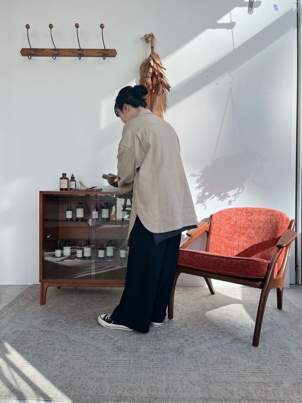 journal standard Furnitureの《予約》VINE YARD RUG 140x200 バインヤード ラグを使ったコーディネートを紹介します。｜Rakuten Fashion(楽天ファッション／旧楽天ブランドアベニュー)3388322