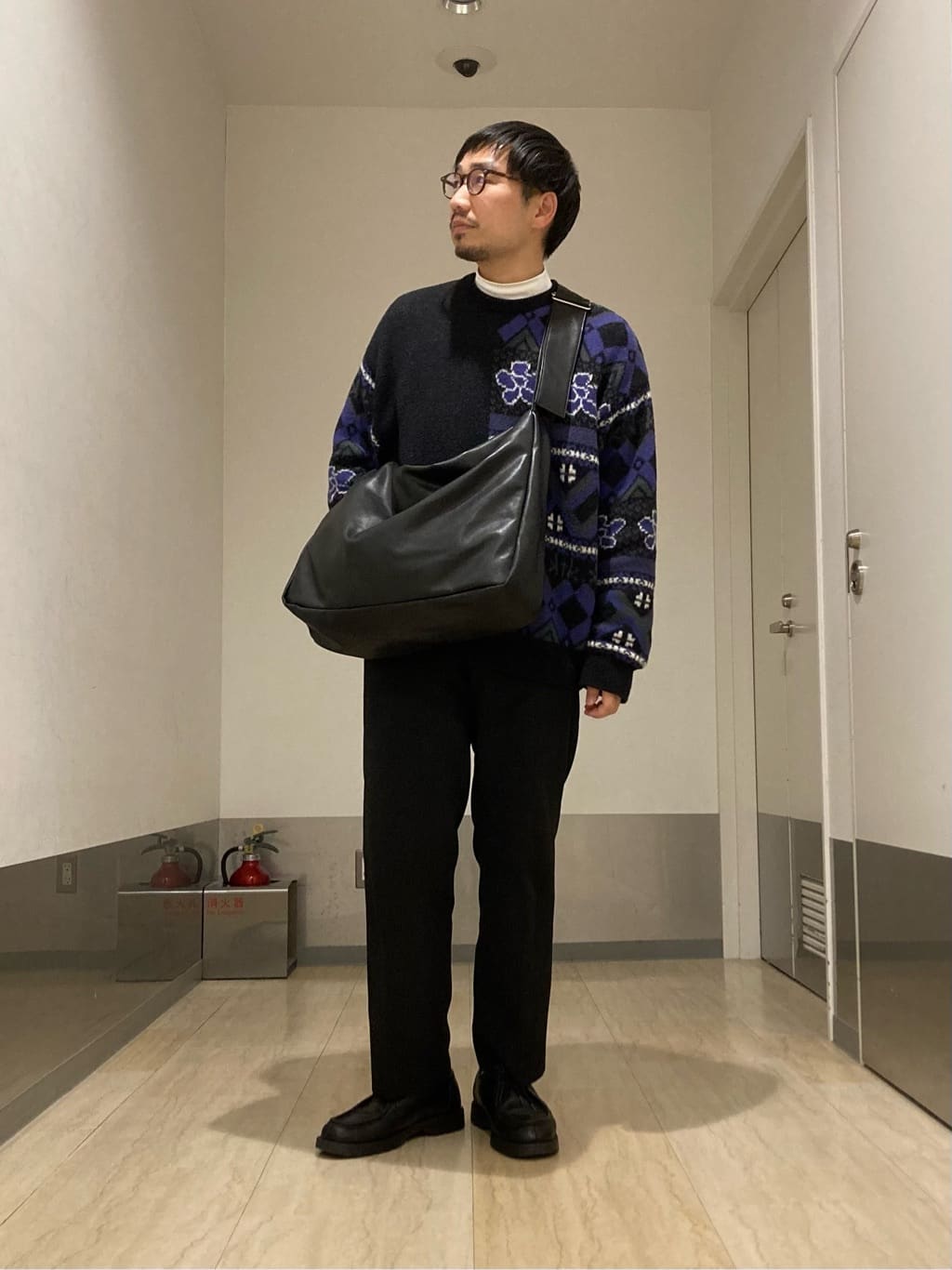 tk.TAKEO KIKUCHIのルーズビッグショルダーバッグ/たすき掛け/ビッグ/A3サイズ収納可能を使ったコーディネートを紹介します。｜Rakuten Fashion(楽天ファッション／旧楽天ブランドアベニュー)3395688