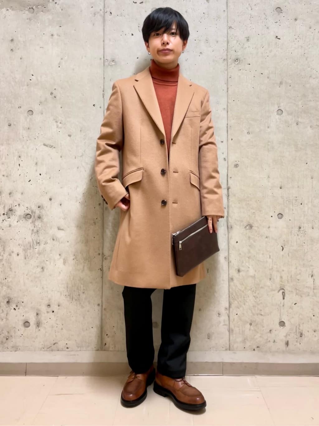 TAKEO KIKUCHIのウールカシミヤブレンド チェスターコートを使ったコーディネートを紹介します。｜Rakuten Fashion(楽天ファッション／旧楽天ブランドアベニュー)3401786