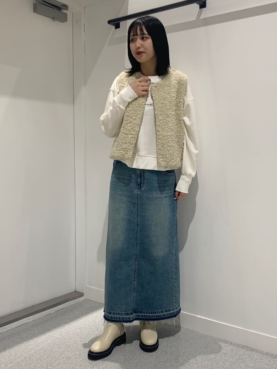 Vinのコーディネートを紹介します。｜Rakuten Fashion(楽天ファッション／旧楽天ブランドアベニュー)3412910