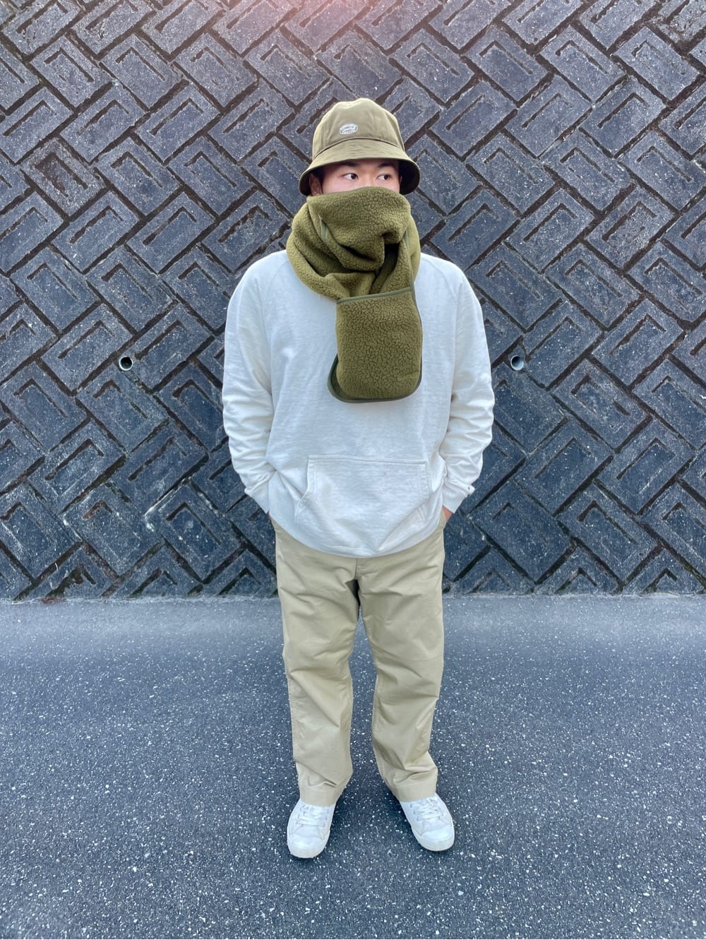 Snow PeakのRecycled Cotton Pullover Hoodieを使ったコーディネートを紹介します。｜Rakuten Fashion(楽天ファッション／旧楽天ブランドアベニュー)3424383