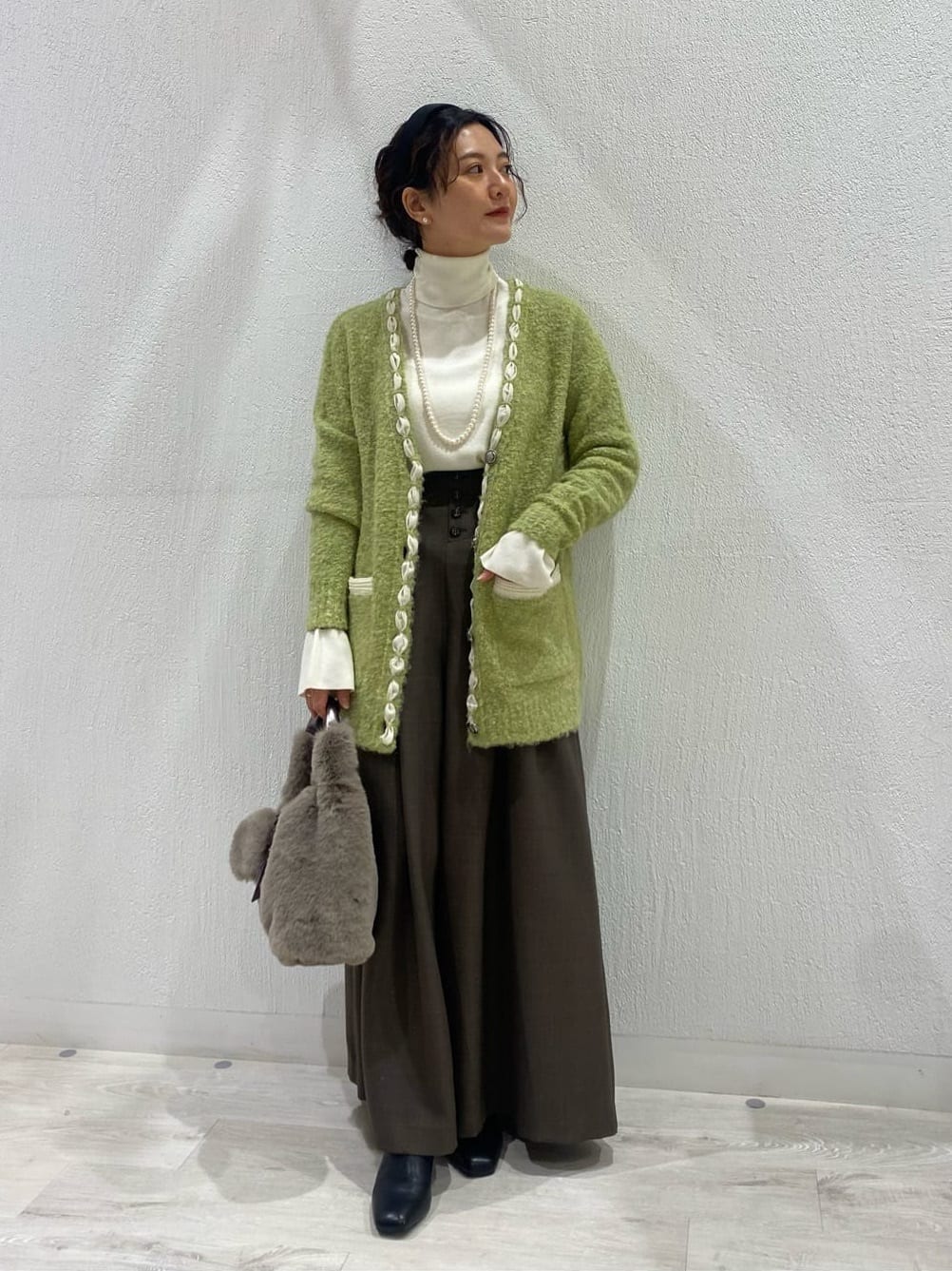 Vinのコーディネートを紹介します。｜Rakuten Fashion(楽天ファッション／旧楽天ブランドアベニュー)3425935