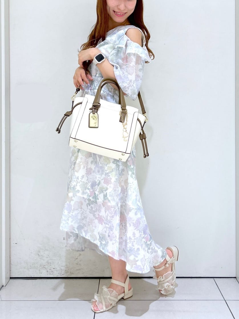 & chouetteのコーディネートを紹介します。｜Rakuten Fashion(楽天ファッション／旧楽天ブランドアベニュー)3429842