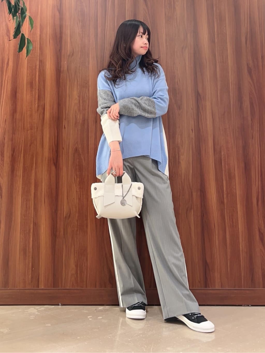 Vinのコーディネートを紹介します。｜Rakuten Fashion(楽天ファッション／旧楽天ブランドアベニュー)3440615