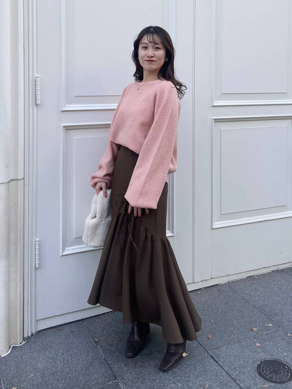 mysty womanの【WEB限定】アイスクリームクルーニットを使ったコーディネートを紹介します。｜Rakuten Fashion(楽天ファッション／旧楽天ブランドアベニュー)3448927