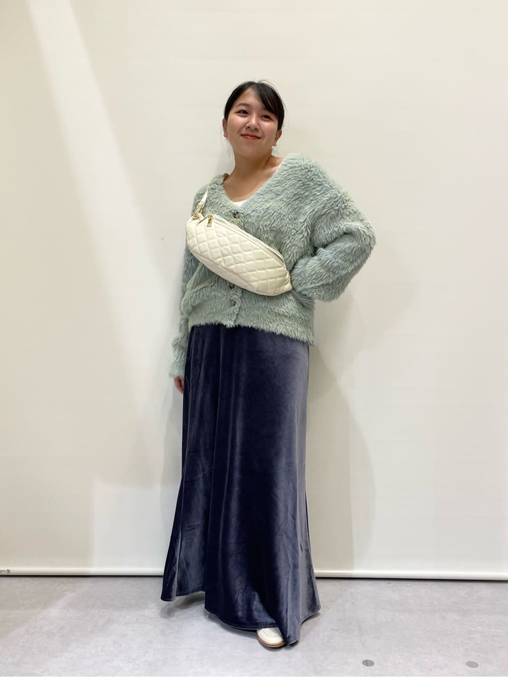 Vinのコーディネートを紹介します。｜Rakuten Fashion(楽天ファッション／旧楽天ブランドアベニュー)3451217