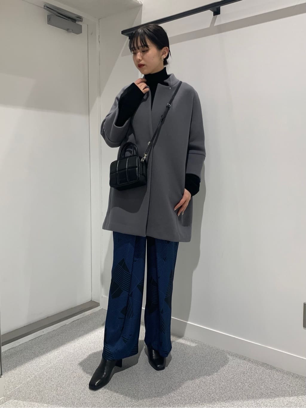 LASUDのPUFF - BOSTON S バッグを使ったコーディネートを紹介します。｜Rakuten Fashion(楽天ファッション／旧楽天ブランドアベニュー)3472986