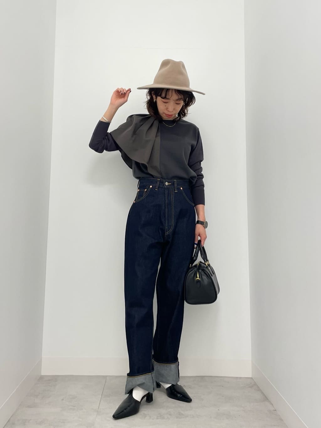 Vinのコーディネートを紹介します。｜Rakuten Fashion(楽天ファッション／旧楽天ブランドアベニュー)3492819