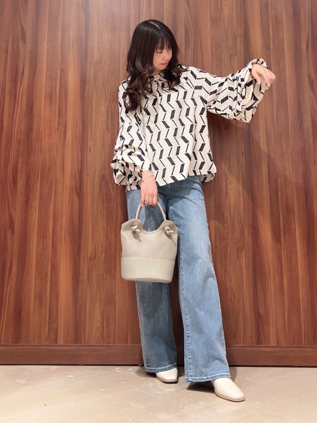 Vinのコーディネートを紹介します。｜Rakuten Fashion(楽天ファッション／旧楽天ブランドアベニュー)3495345