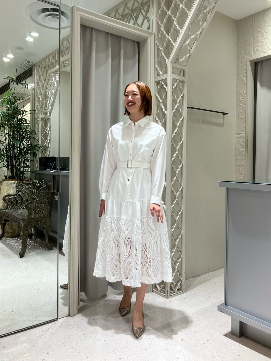 GRACE CONTINENTALの刺繍ヘムシャツワンピースを使ったコーディネート  