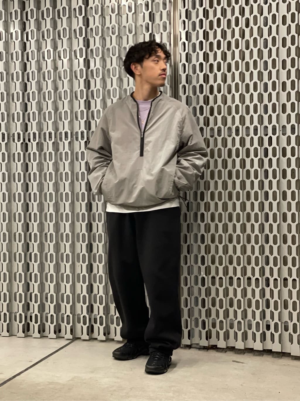 WISMのコーディネートを紹介します。｜Rakuten Fashion(楽天ファッション／旧楽天ブランドアベニュー)3523926