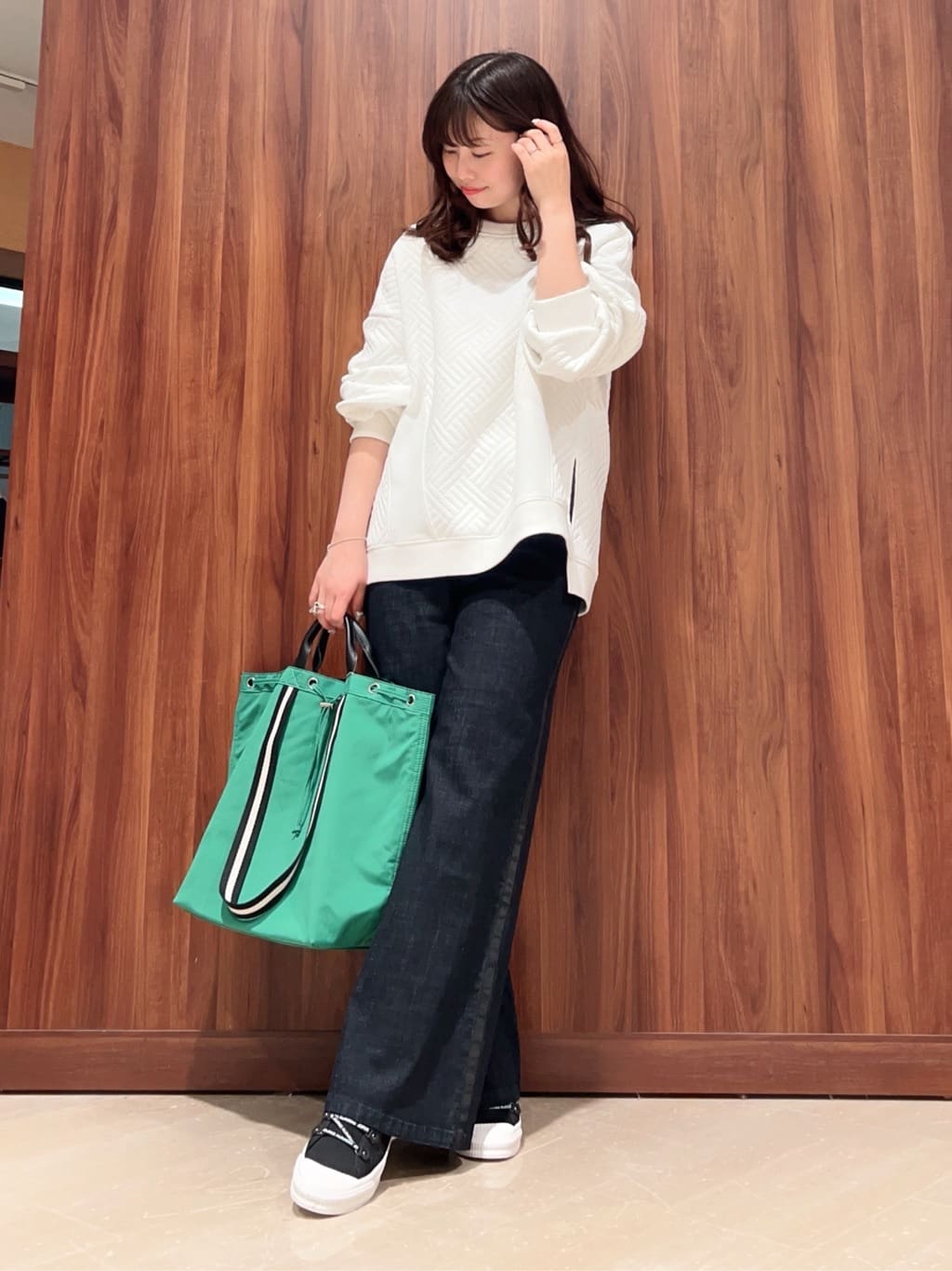 Vinのコーディネートを紹介します。｜Rakuten Fashion(楽天ファッション／旧楽天ブランドアベニュー)3527964