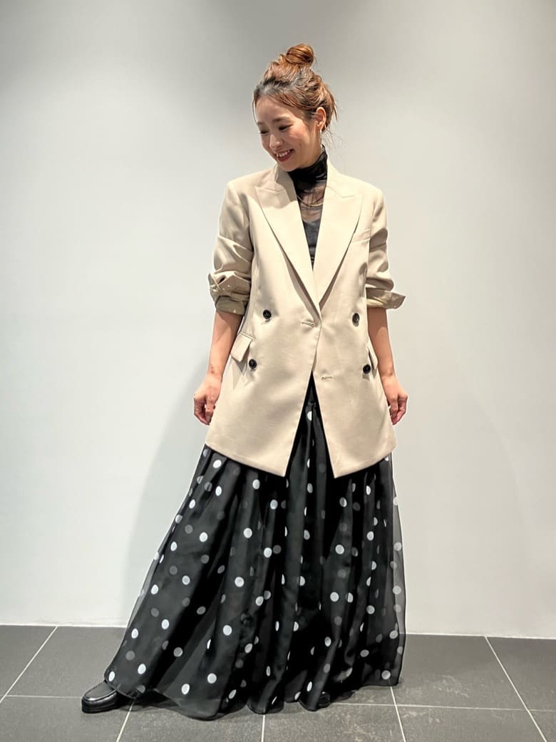 1er Arrondissementのポリエステルウールドスキンダブルジャケットを使ったコーディネートを紹介します。｜Rakuten Fashion(楽天ファッション／旧楽天ブランドアベニュー)3530243