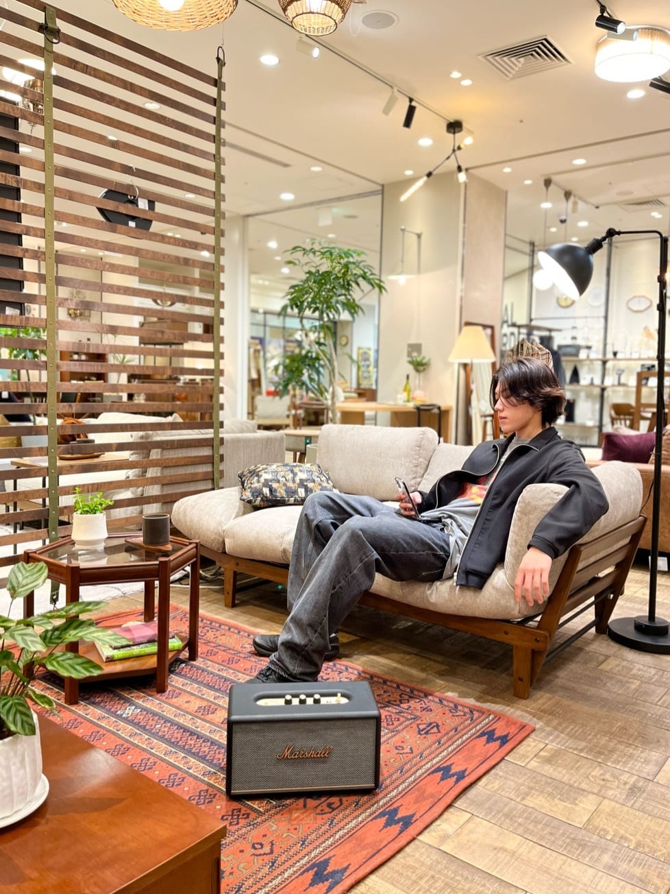 journal standard FurnitureのMONTECITO RUG 120x160 モンテシート ラグを使ったコーディネートを紹介します。｜Rakuten Fashion(楽天ファッション／旧楽天ブランドアベニュー)3531256