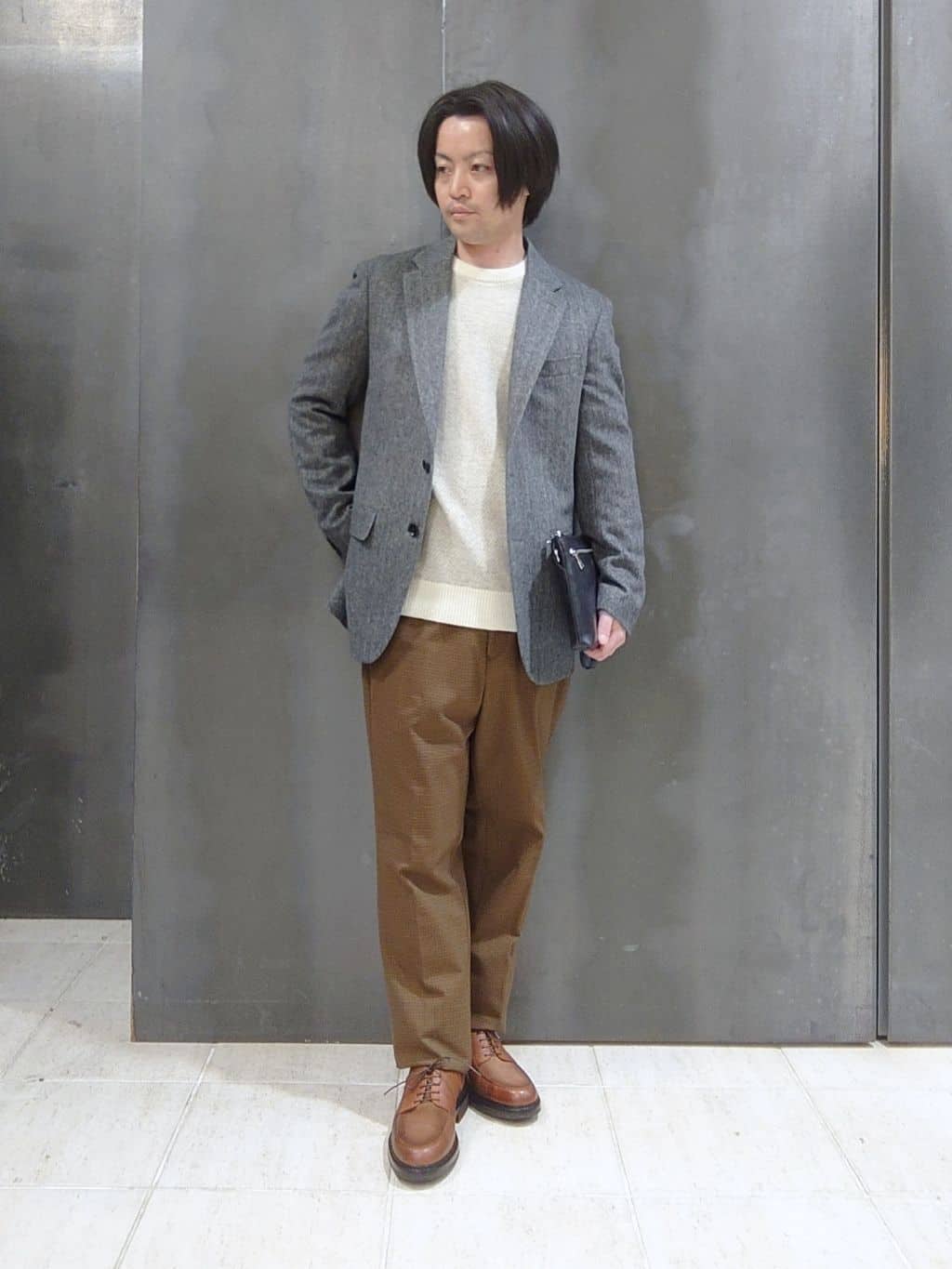 TAKEO KIKUCHIのカシミヤウール ジャケットを使ったコーディネートを紹介します。｜Rakuten Fashion(楽天ファッション／旧楽天ブランドアベニュー)3537694