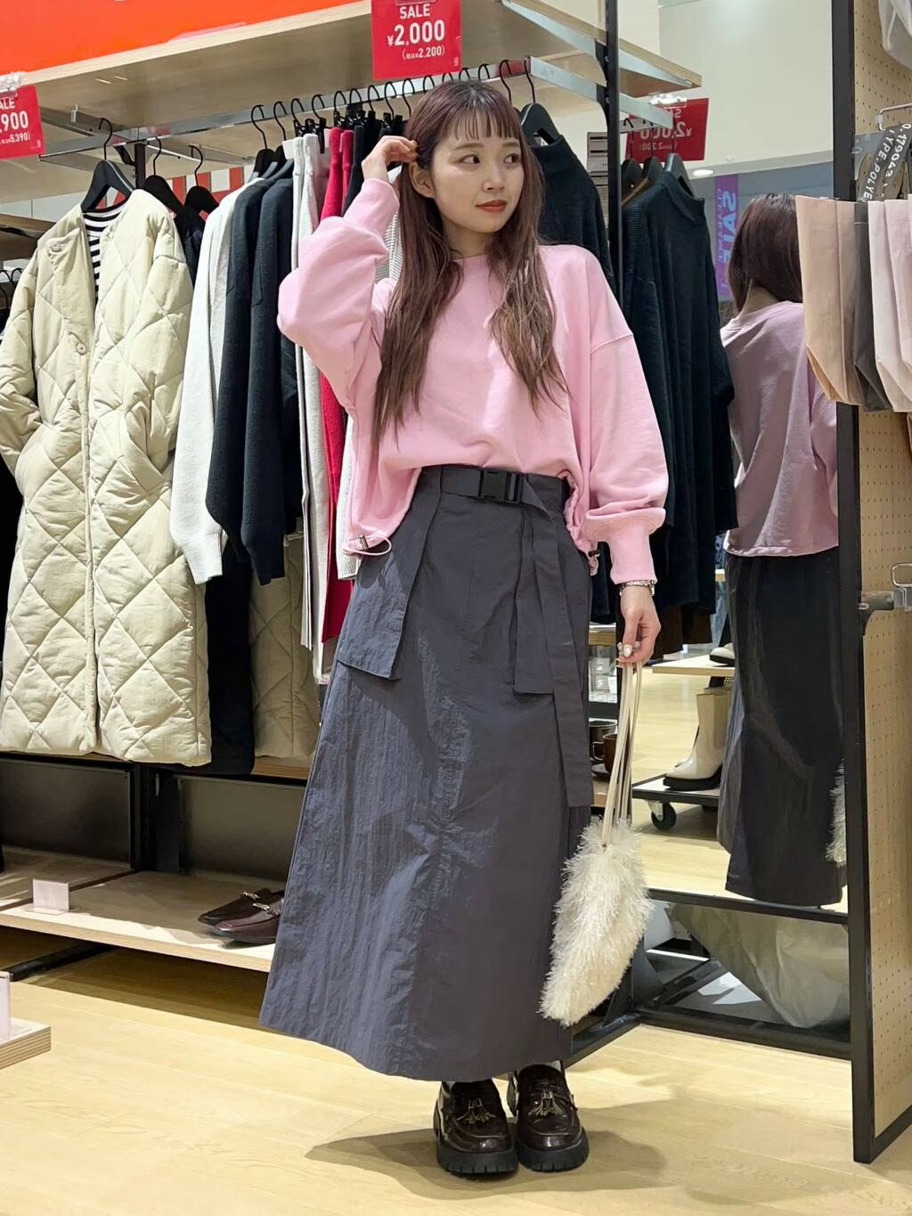 LAKOLEのタッセルタンクソールローファーを使ったコーディネートを紹介します。｜Rakuten Fashion(楽天ファッション／旧楽天ブランドアベニュー)3540286