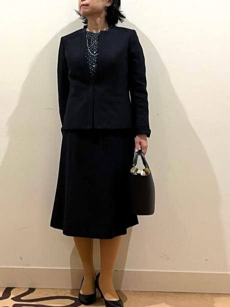 NEWYORKERのシェブロンプリント タックブラウスを使ったコーディネートを紹介します。｜Rakuten Fashion(楽天ファッション／旧楽天ブランドアベニュー)3545937