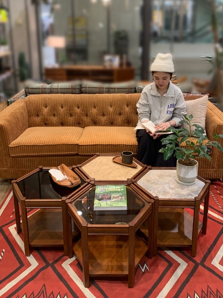 journal standard FurnitureのCUSHION-CHESNUT(中材込) クッションを使ったコーディネートを紹介します。｜Rakuten Fashion(楽天ファッション／旧楽天ブランドアベニュー)3557694
