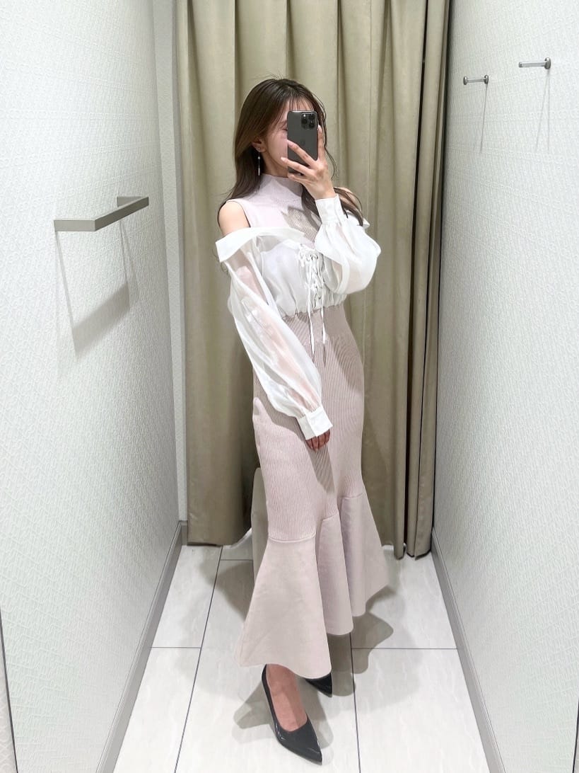 レースアップドッキングマーメイドニットワンピース rienda rienda（リエンダ）の「レースアップドッキングマーメイドニット