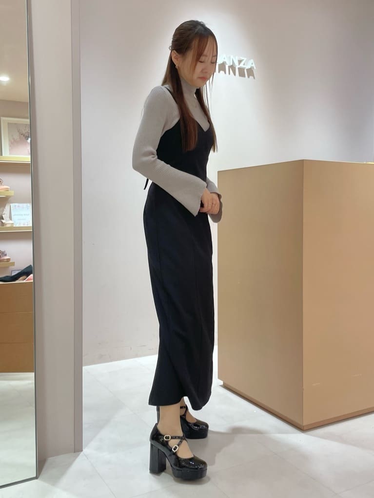 ESPERANZAのクロスダブルバックル厚底パンプス 結婚式二次会 パーティー 25SSを使ったコーディネートを紹介します。｜Rakuten Fashion(楽天ファッション／旧楽天ブランドアベニュー)3560655