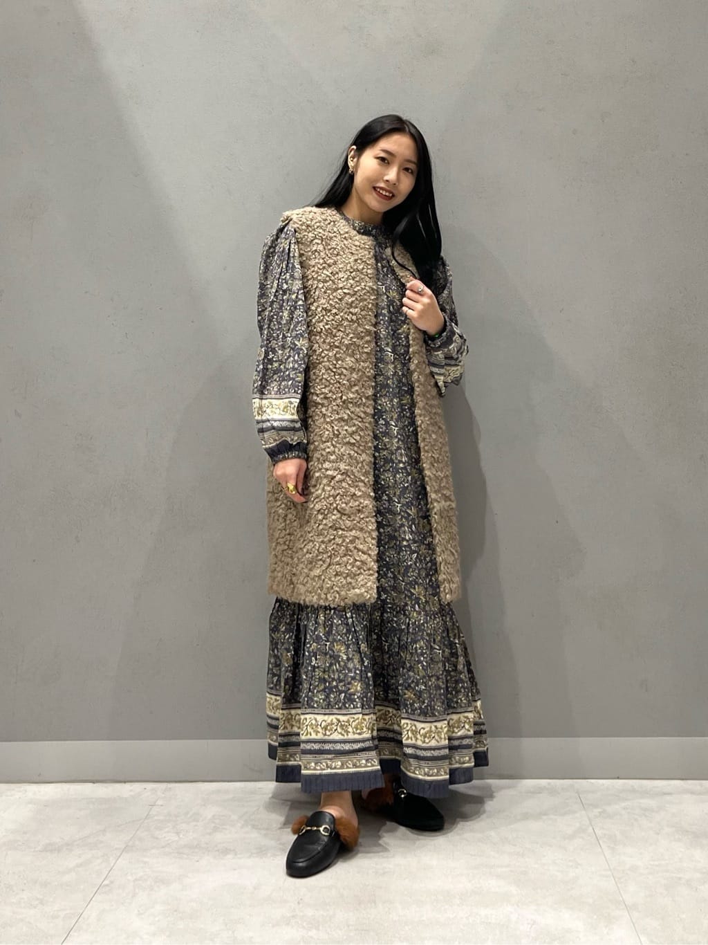 Vinのコーディネートを紹介します。｜Rakuten Fashion(楽天ファッション／旧楽天ブランドアベニュー)3573101