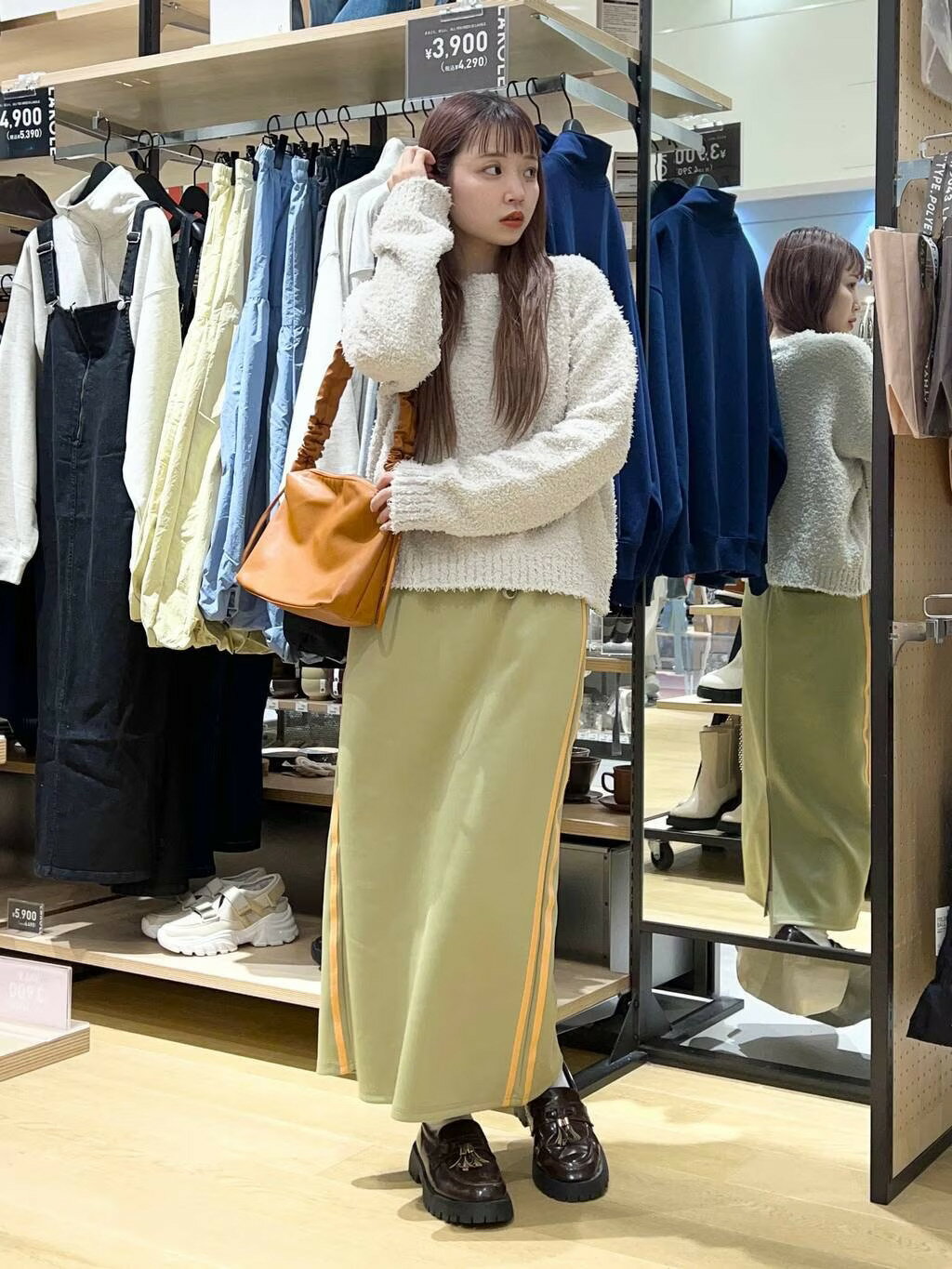 LAKOLEのコーディネートを紹介します。｜Rakuten Fashion(楽天ファッション／旧楽天ブランドアベニュー)3582405