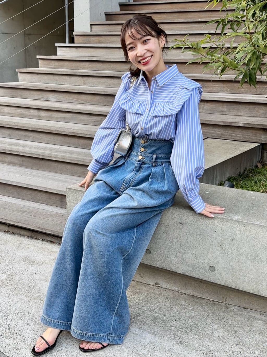 La boutique BonBon ハイウエストバギーデニムパンツ 美品 S(La La boutique BonBon ハイウエストバギーデニムパンツ 美品 S(La