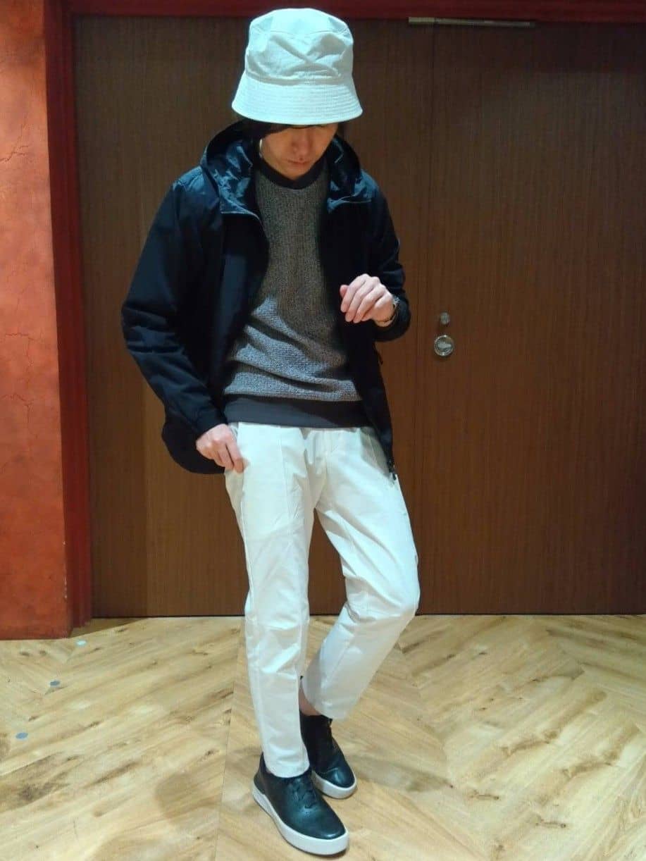 MEN'S BIGIの2重織2WAYストレッチパンツを使ったコーディネートを紹介します。｜Rakuten Fashion(楽天ファッション／旧楽天ブランドアベニュー)3607730