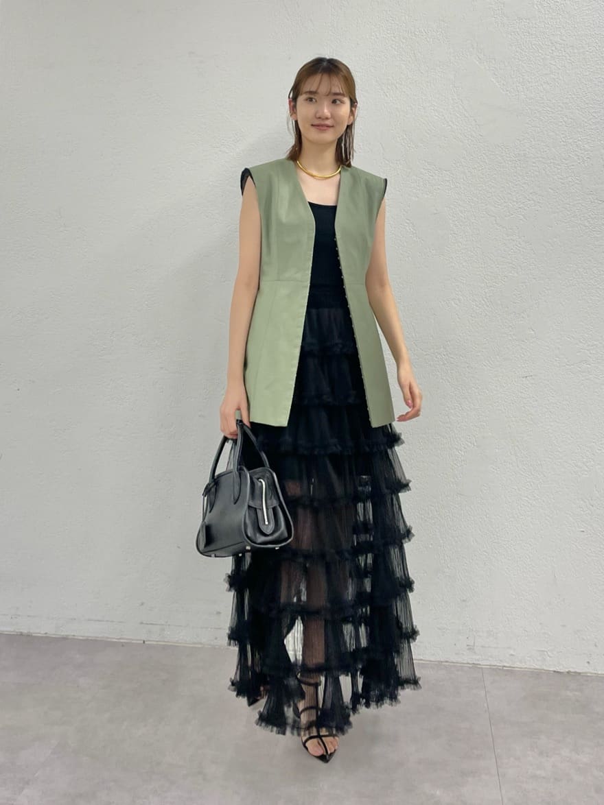Whim Gazetteのチュールフリルスカートを使ったコーディネートを紹介します。｜Rakuten Fashion(楽天ファッション／旧楽天ブランドアベニュー)3612063