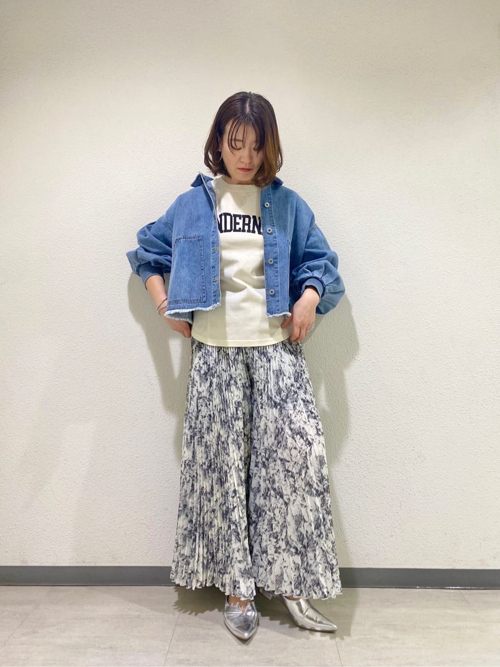 Vinのコーディネートを紹介します。｜Rakuten Fashion(楽天ファッション／旧楽天ブランドアベニュー)3612084