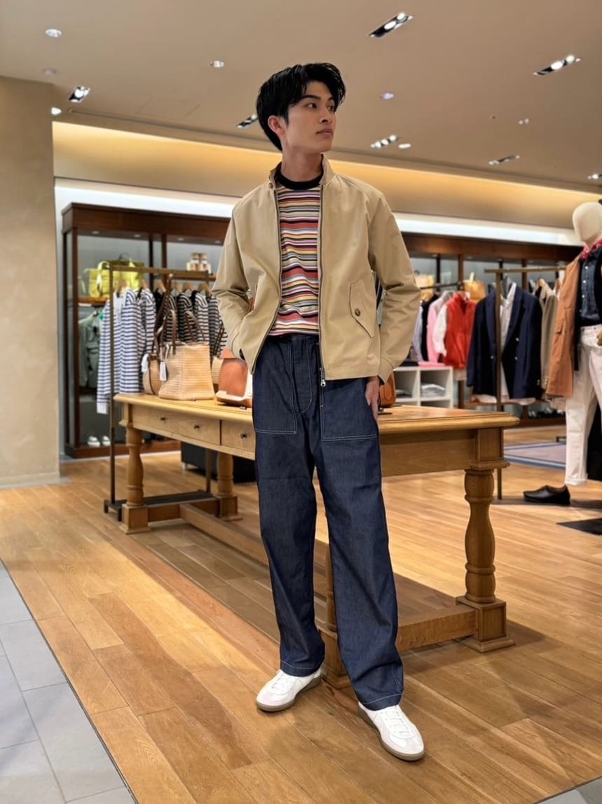 TOMORROWLANDの【別注】BARACUTA G4 コットンギャバ ブルゾンを使った