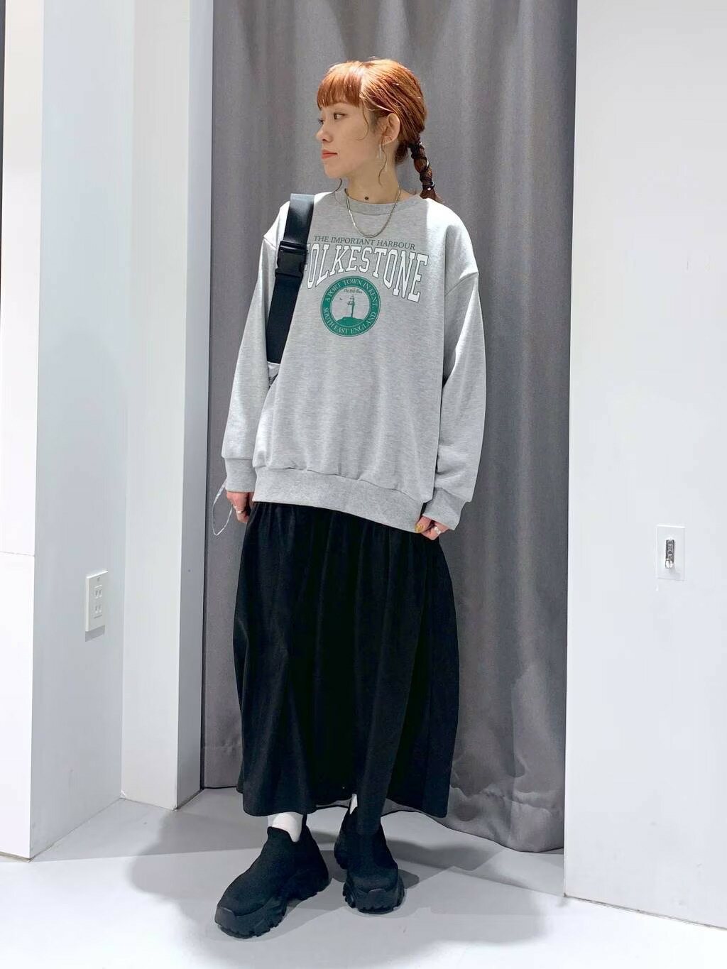 LAKOLEのサイドギャザーショルダーBAGを使ったコーディネートを紹介します。｜Rakuten Fashion(楽天ファッション／旧楽天ブランドアベニュー)3640015