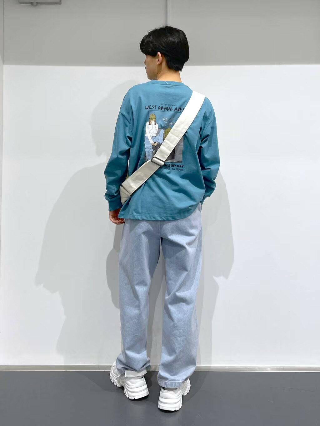 LAKOLEのベルトスニーカー[MENS]を使ったコーディネートを紹介します。｜Rakuten Fashion(楽天ファッション／旧楽天ブランドアベニュー)3640064