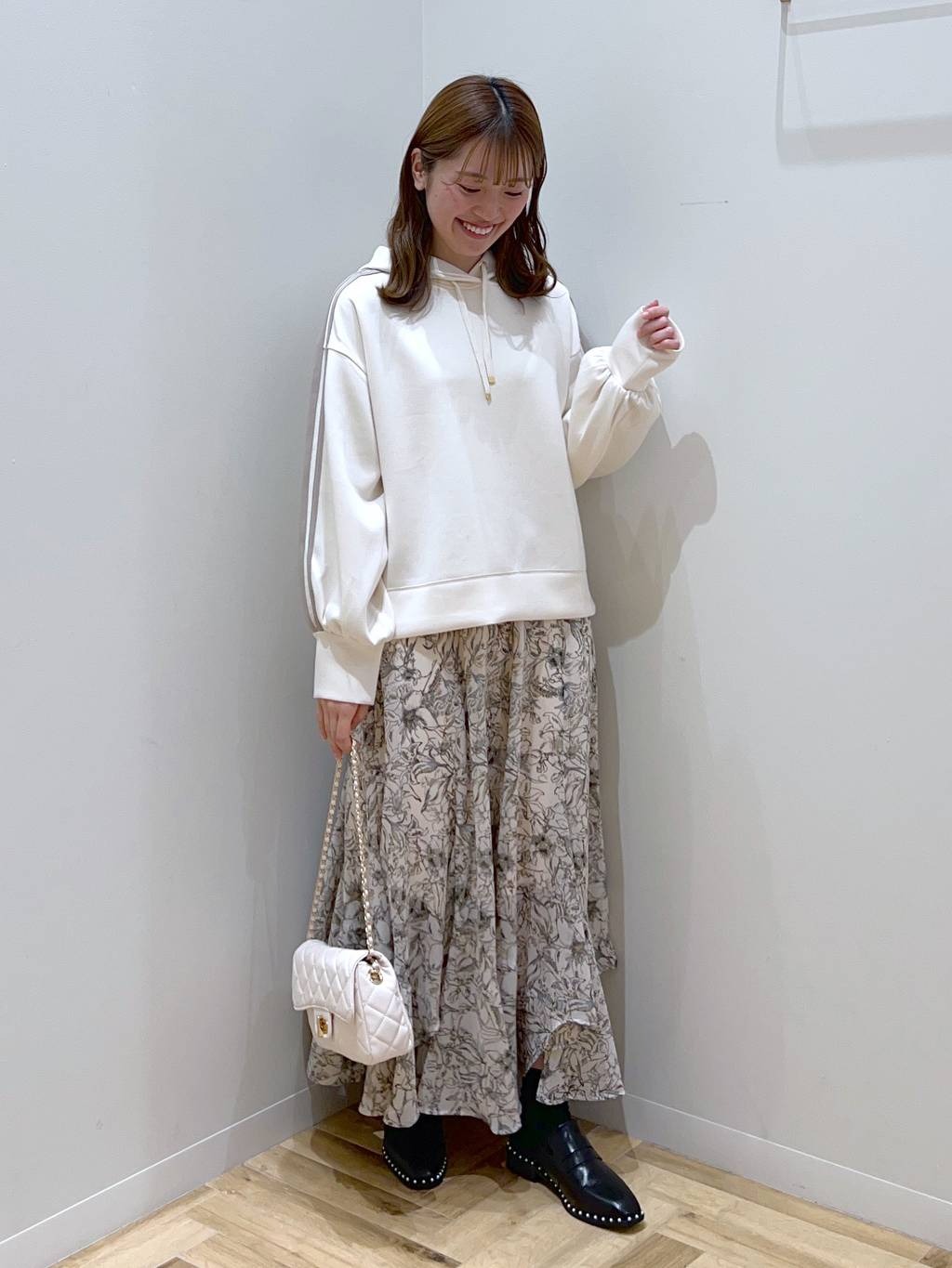 mysty womanのコーディネートを紹介します。｜Rakuten Fashion(楽天ファッション／旧楽天ブランドアベニュー)3660467