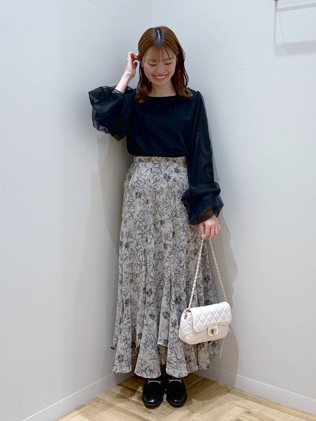 mysty womanの【上西星来さん着用アイテム】アソートローファーを使ったコーディネートを紹介します。｜Rakuten Fashion(楽天ファッション／旧楽天ブランドアベニュー)3660390