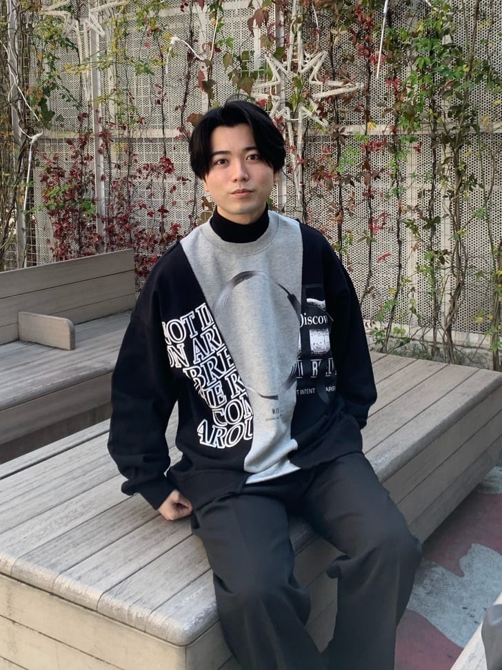 tk.TAKEO KIKUCHIのリメイクライクスウェットプルオーバーを使ったコーディネートを紹介します。｜Rakuten Fashion(楽天ファッション／旧楽天ブランドアベニュー)3666224