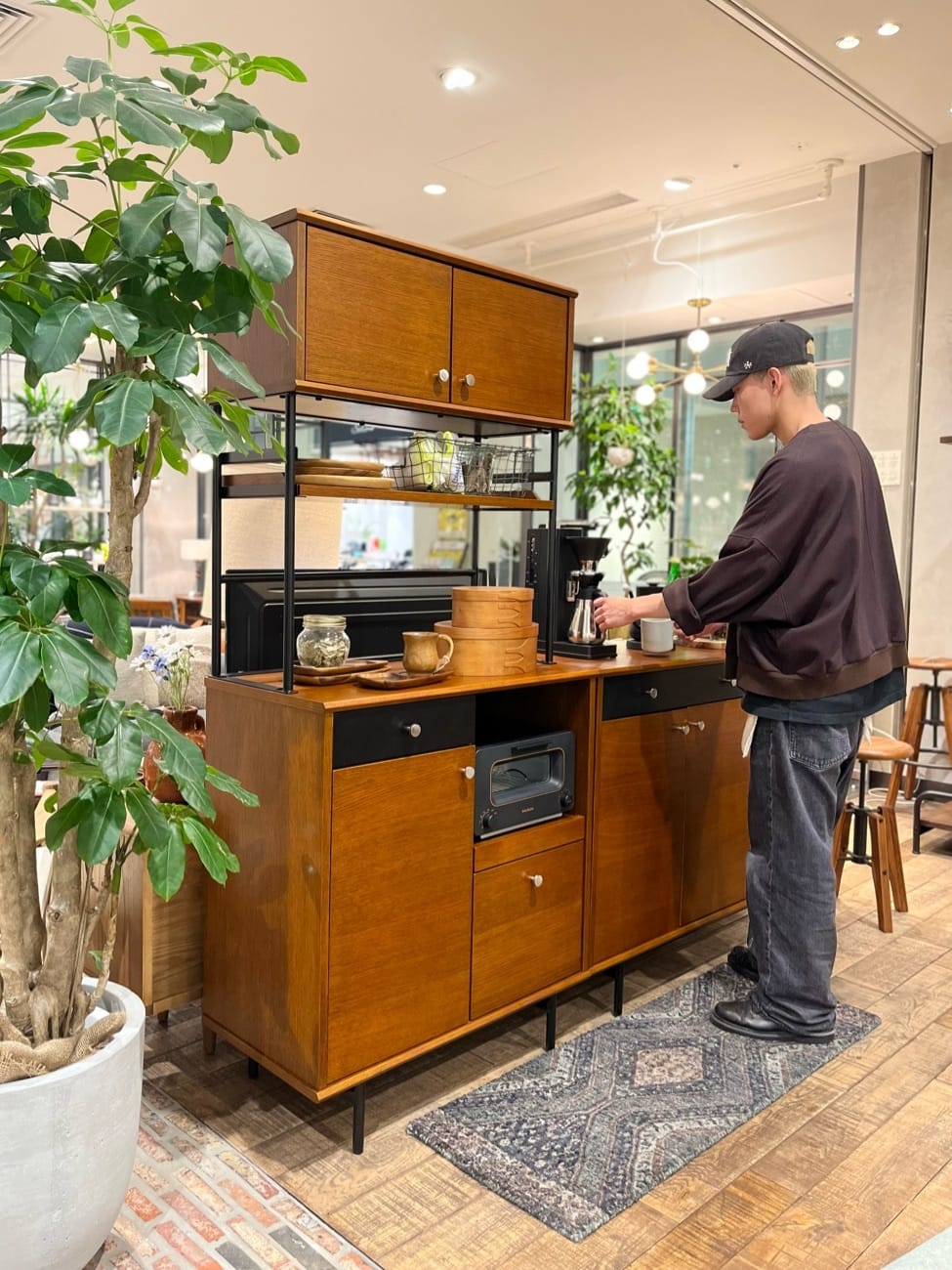 journal standard FurnitureのSHAKER OVAL BOX M シェーカーボックスを使ったコーディネートを紹介します。｜Rakuten Fashion(楽天ファッション／旧楽天ブランドアベニュー)3682225