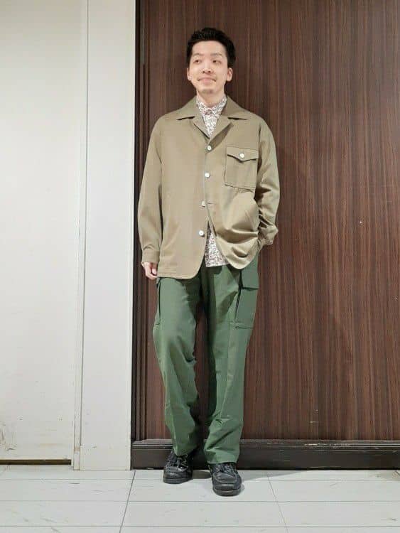 TAKEO KIKUCHIの【THE FLAGSHIP】マルデオリ シャツジャケットを使ったコーディネートを紹介します。｜Rakuten Fashion(楽天ファッション／旧楽天ブランドアベニュー)3701389