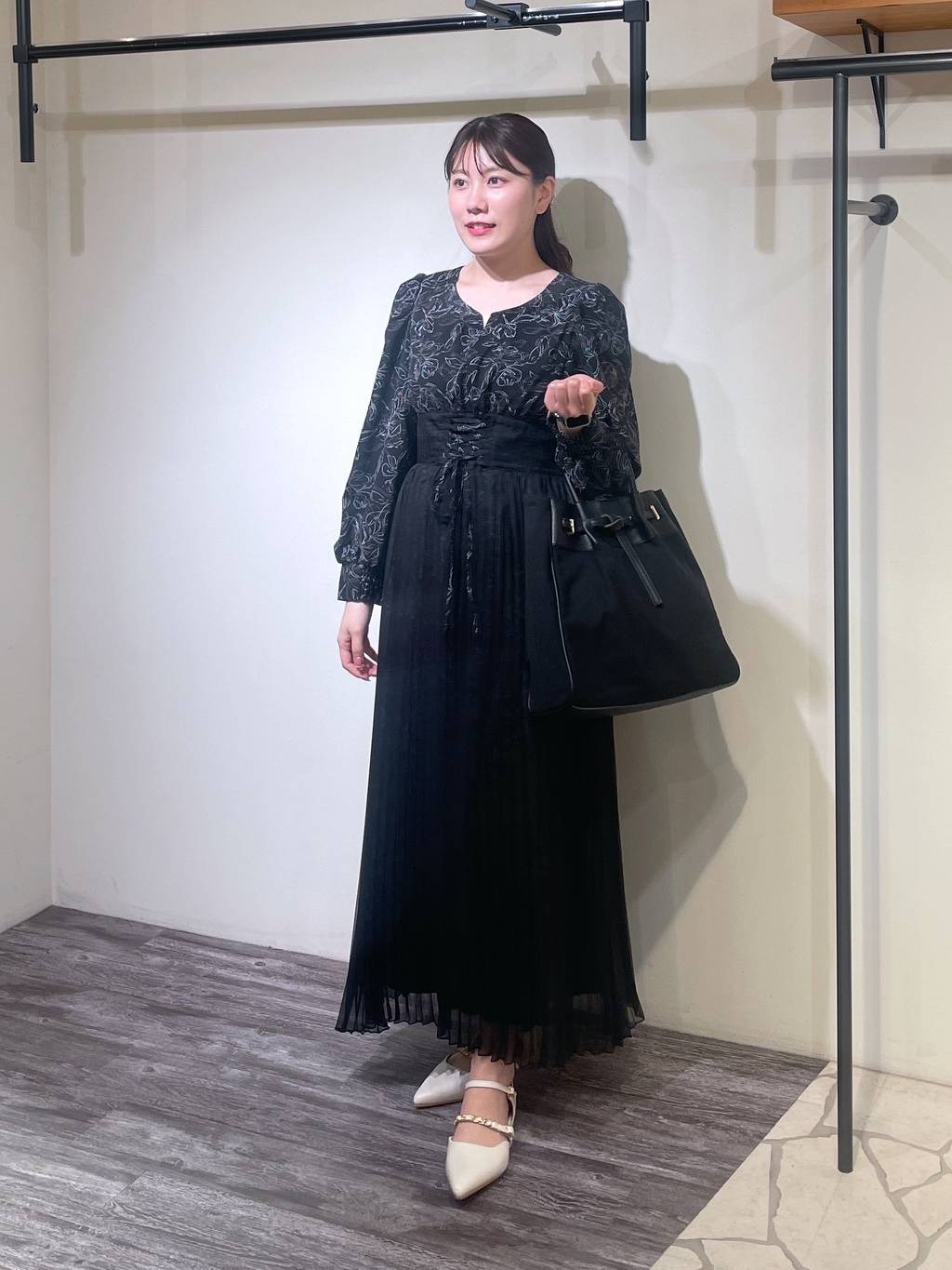 mysty womanのレザー×キャンバスBAGを使ったコーディネートを紹介します。｜Rakuten Fashion(楽天ファッション／旧楽天ブランドアベニュー)3708980