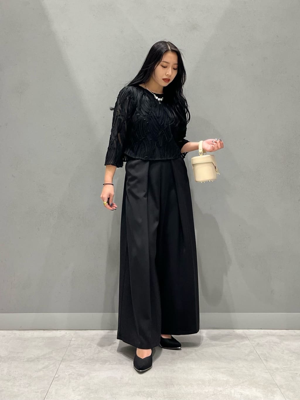 LASUDのコーディネートを紹介します。｜Rakuten Fashion(楽天ファッション／旧楽天ブランドアベニュー)3716479