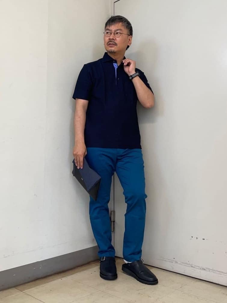 TAKEO KIKUCHIの2WAY ショルダークラッチバッグを使ったコーディネートを紹介します。｜Rakuten Fashion(楽天ファッション／旧楽天ブランドアベニュー)3719478