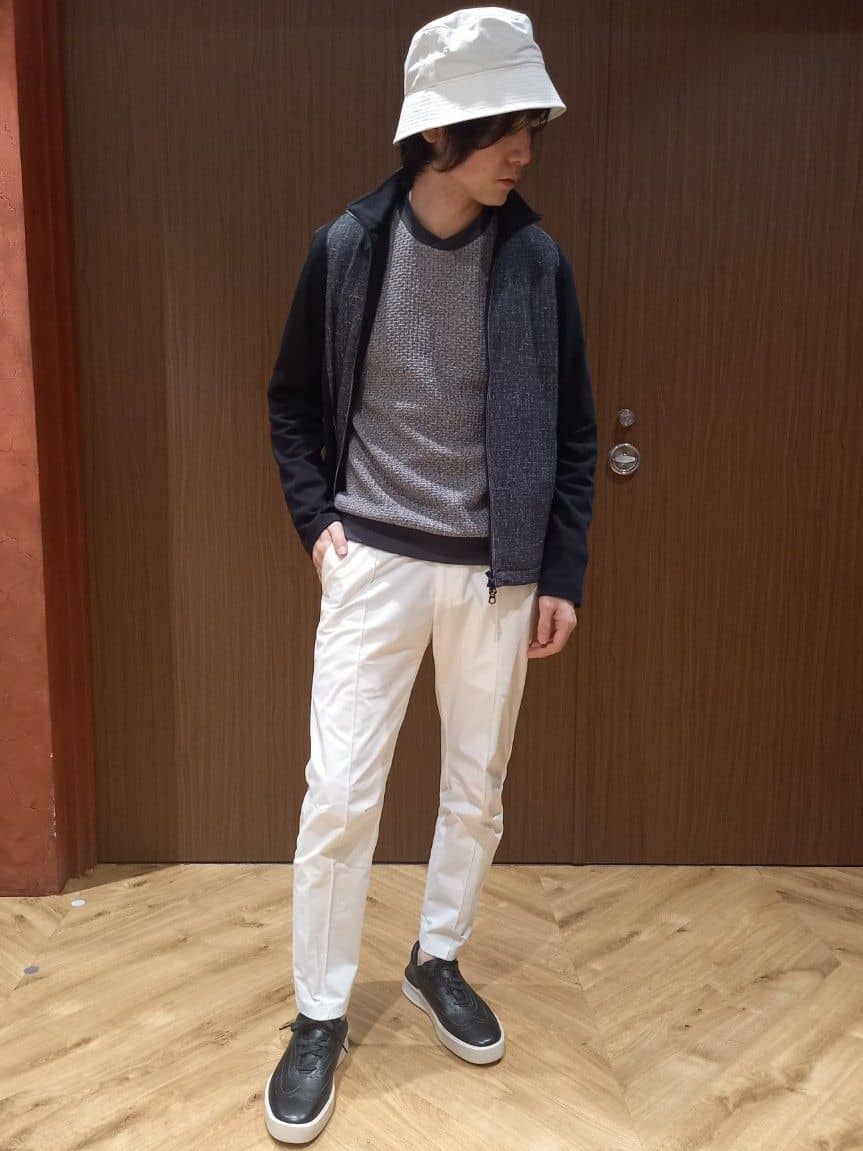 MEN'S BIGIの2重織2WAYストレッチパンツを使ったコーディネートを紹介します。｜Rakuten Fashion(楽天ファッション／旧楽天ブランドアベニュー)3729243