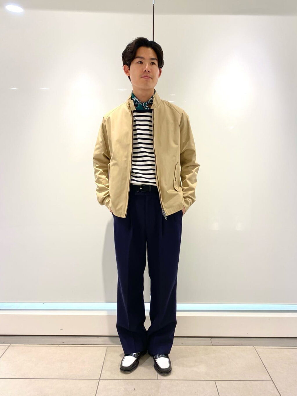 TOMORROWLANDの【別注】BARACUTA G4 コットンギャバ ブルゾンを使った