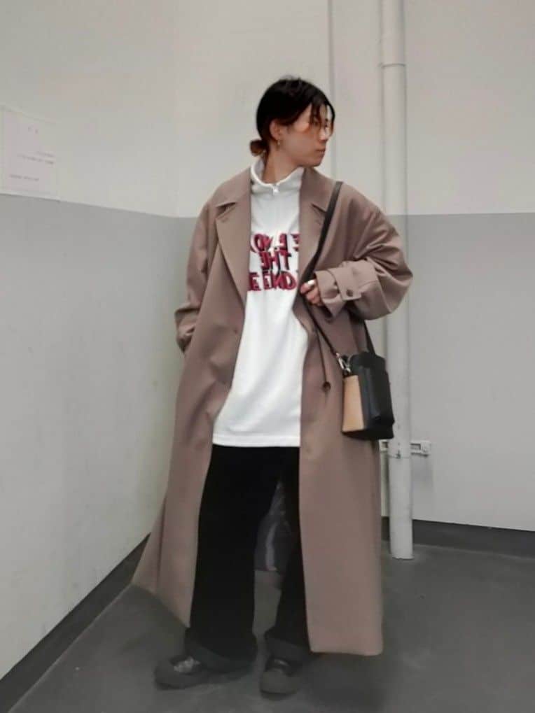 tk.TAKEO KIKUCHIのレタードスタンドハーフジップスウェットを使ったコーディネートを紹介します。｜Rakuten Fashion(楽天ファッション／旧楽天ブランドアベニュー)3735233